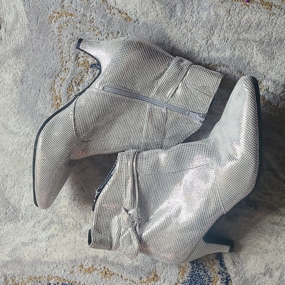 Ankle Boots & Booties The Corrine Bootie Sz 11W - Picture 5 of 9